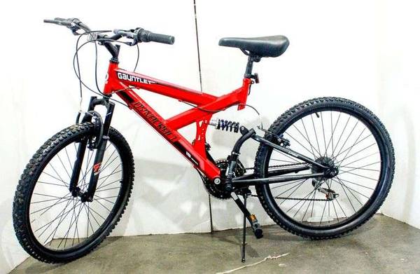 Gauntlet Dynacraft 24" Boy's Mountain Bike 1