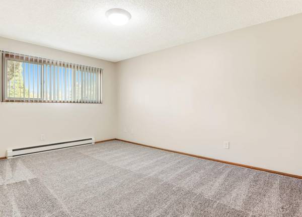 $1,595 / 2br - 1ST MONTH w $500 OFF | Quiet and Comfortable Suburban Community (Beaverton)63999315777922122