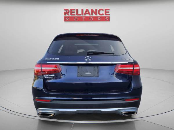 2018 Mercedes-Benz GLC 300 4MATIC Sport Utility 4D - $17,495 (Malden,MA)63623725357057124
