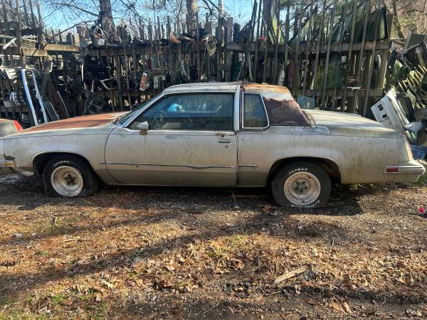 Olds cutlass supreme - $500 (Davidsonville)629795206570251215