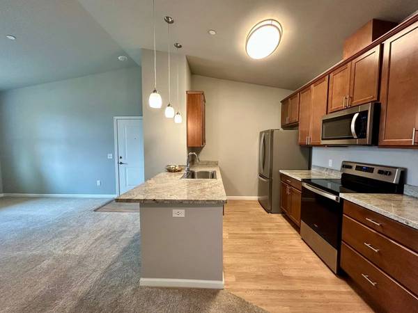 Spacious and beautiful. Consider your new 2 bed / 1 bath found! 1
