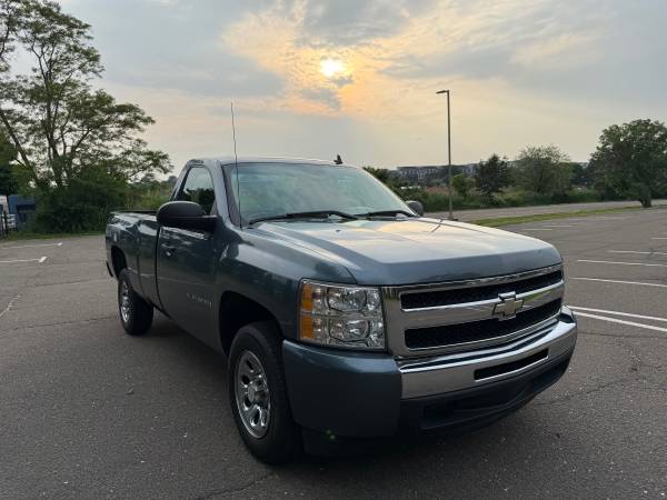 Chevrolet Silverado 1500 Regular cab 8FT - $8,90063654712629505121