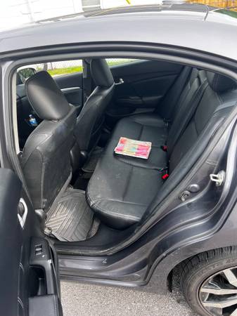 2015 Honda Civic - $10,50063616423011969122