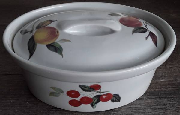 MC BIA CORDON BLEU CATHERINE COVERED CASSEROLE DISH oval 2qts like new 1