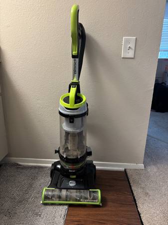 Bissell Vacuum $40 OBO 1