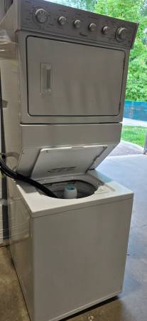 Whirlpool washer/dryer Combo ELECTRIC 1
