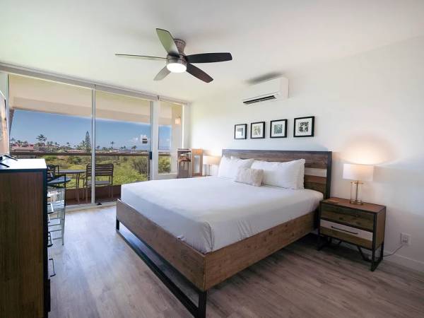 $120 / 2br - 1143ft2 - Lovely vacation home (Costa Pacifica Way #1111, Oceanside, CA 92054)63998602265475120