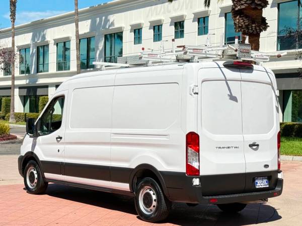2022 Ford Transit 250 3dr - Photo 7