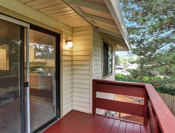 $1,545 / 2br - $500 SAVINGS + Private Two Bed with Garages Available for Rent (Powell Butte)63867270612865121