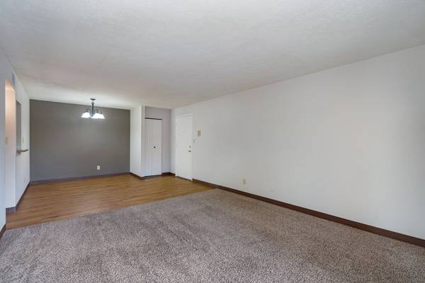 $939 / 1br - 773ft2 - In Evansville, Landscaped Grounds, 1/BD (600 Normandy Dr, Evansville, IN)63953483900803123