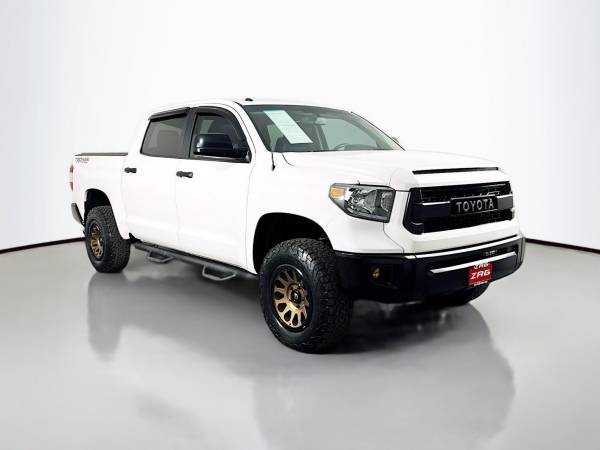 2017 Toyota TUNDRA 4WD SR5 - Photo 7