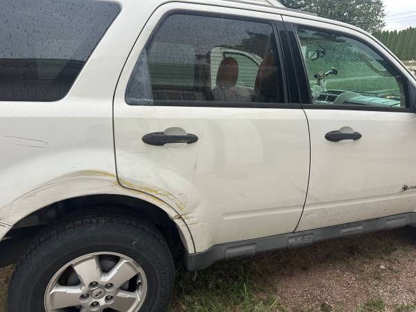 2010 Ford Escape Hybrid - $1,000 (New Oxford)63435771798017124