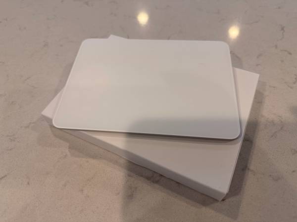 Apple Magic Trackpad A1635 1