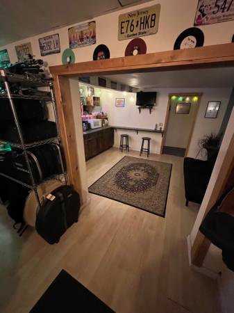 $500 / 1000ft2 - Shared office / retail by appointment (Freehold)63676257848835123