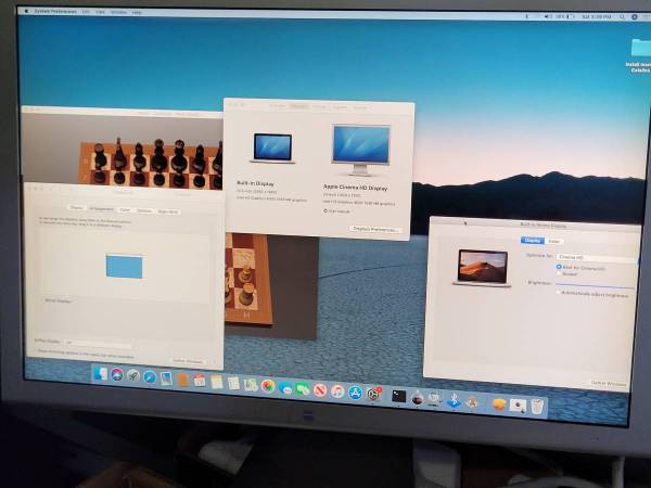 23"Apple A1082 Cinema HD Display with 90w Power Brick 1