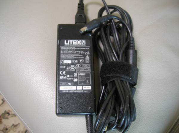 Toshiba Original LITEON Power AC Adapter PA-1750-07 PA3283U-2ACA 1
