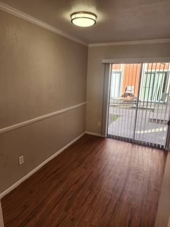 $1,850 / 2br - 1100ft2 - $899.00 2bedroom Move in Special (11457 Dennis Rd, Dallas, TX)63846411508611124