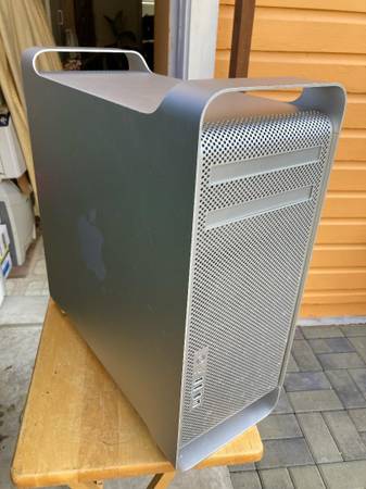 Apple Mac Pro 2.8GHz 8-Core Xeon 32GB RAM 1TB HDD RADEON  2600XT 1