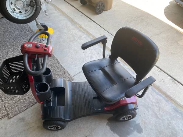 Electric Scooter 4 Wheels 1
