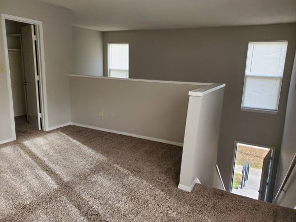 $1,030 / 1br - 750ft2 - FAIL IN LOVE WITH ALPINE VILLAS! (Chattanooga)63993078807299121