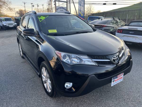 2015 TOYOTA RAV4 LIMITED AWD, EFICIENTE EN COMBUSTIBLE, TOTALMENTE EQUIPADA, NAVEGACIÓN - $15,995 (Lowell MA 01851)63469900637315123