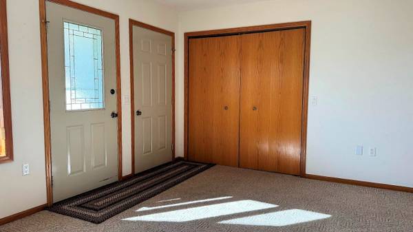 $285,000 / 2br - 2342ft2 - Beautiful 55+ Condo in Great Location (Reedsburg)64048421688705122