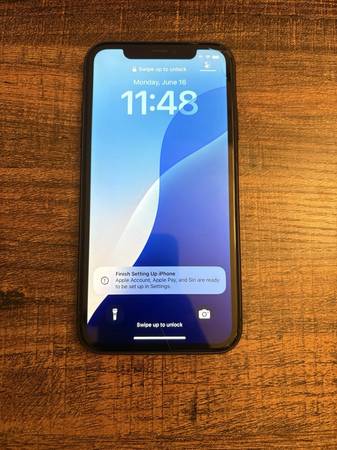 Apple iPhone 11 Fully Unlocked - 97% battery health 1