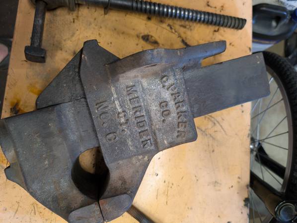 Antique Chase Parker vise model no. C 1