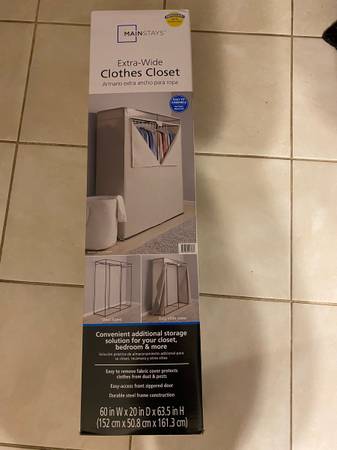 Extra wide clothes closet 1