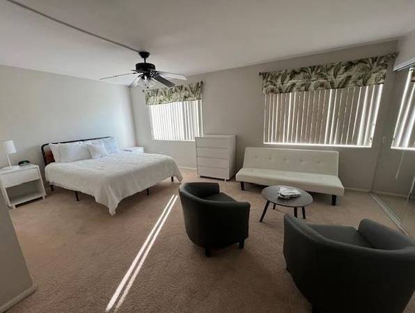 $1,125 / 3br - Newly updated 3 bedroom 2 bathroom apartment for rent! (San Diego, CA)63865590513793123