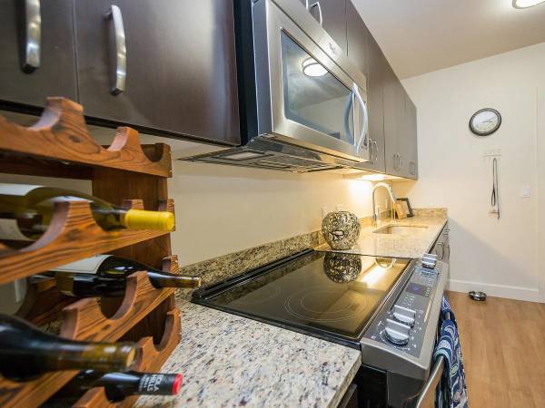 $1,225 / 577ft2 - In-home washer & dryer, Pet-friendly, Stainless-steel appliances (Portland)64038883528066122