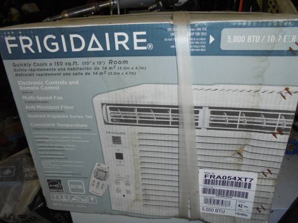 Fridgidare 5000 BTU Window Air Conditioner-New 1