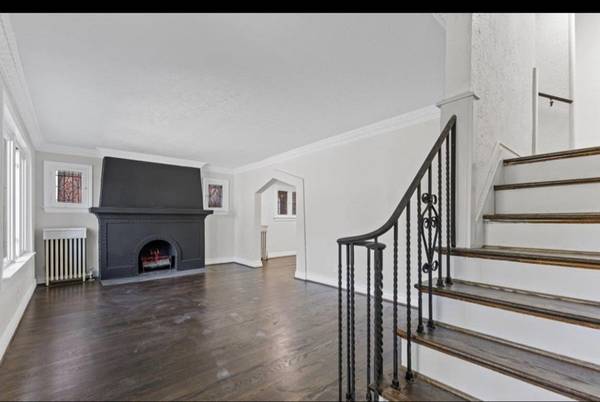 $1800.00 / 3br - 1866ft2 - Encantadora casa colonial de ladrillo de 3 dormitorios en la vibrante comunidad de Marygrove - Ava64018941591425124