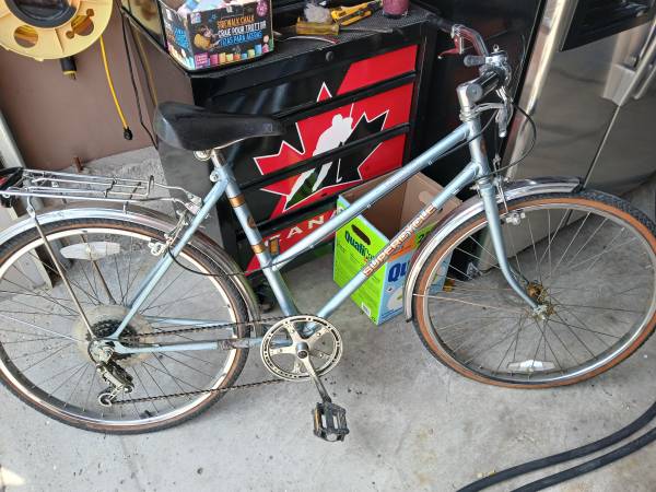 1970s -Supercycle Commuter Six vintage ladies bike 1