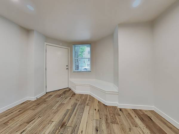 $3,195 / 1br - Spacious 1 Bedroom Down the block from Alamo Square! (alamo square / nopa)64030485322499121