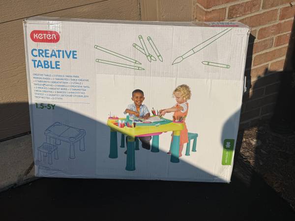 Creative Kids Table by Keter New in the Box 1