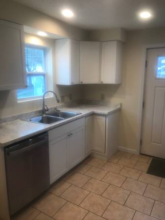 $975 / 1br - 825ft2 - One bedroom close ETSU (Johnson City)63847330968707123