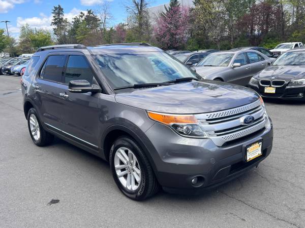 2014 Ford Explorer XLT AWD 4dr SUV - $9,999 (CHANTILLY)63618613832833122