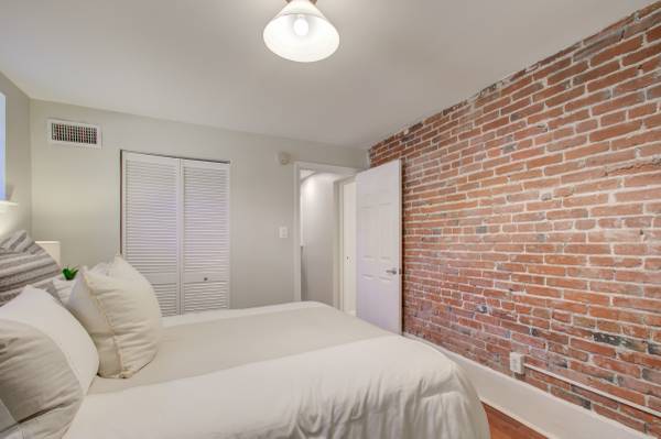 $2,200 / 1br - 600ft2 - BEAUTIFUL 1 BR condo in the heart of Dupont (utilities included!) (Dupont Circle)63895920385795120