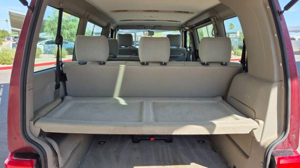 1999 Volkswagen VW EuroVan aire acondicionado delantero y trasero y neumáticos nuevos - $5,000 (East mesa)63612899855491124