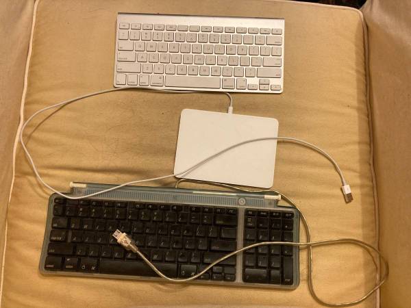 Keyboards, touch pad. 1