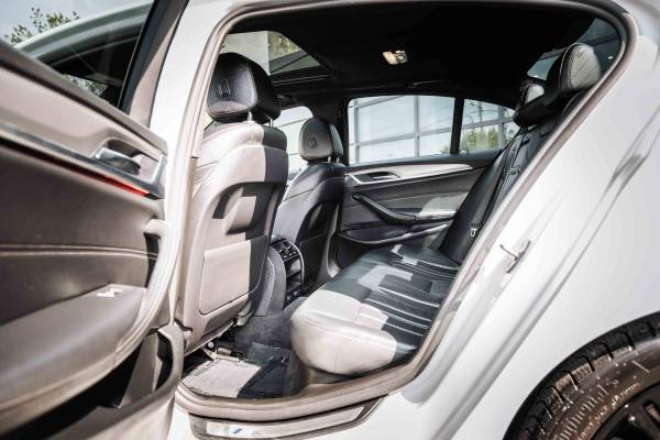 MUST SEE: 2019 BMW 540i xDrive M Sport - Fully Loaded Premium Sedan - $27,900 (Queens)63654718862593124