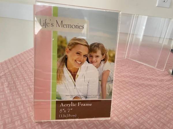 Acrylic Picture Frames 5 x 7 1