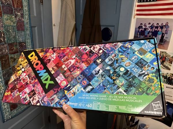 Dropmix Music Gaming system 1