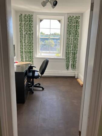 $1,500 / 2br - 1500ft2 - 2 Bedroom Apartment Share (Tarrytown)64033631929987123