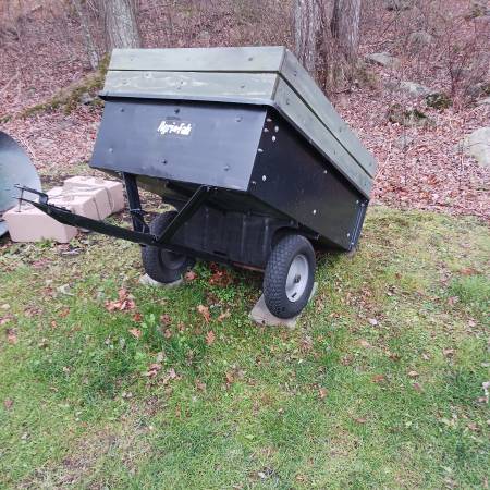 Agri-fab yard trailer 1