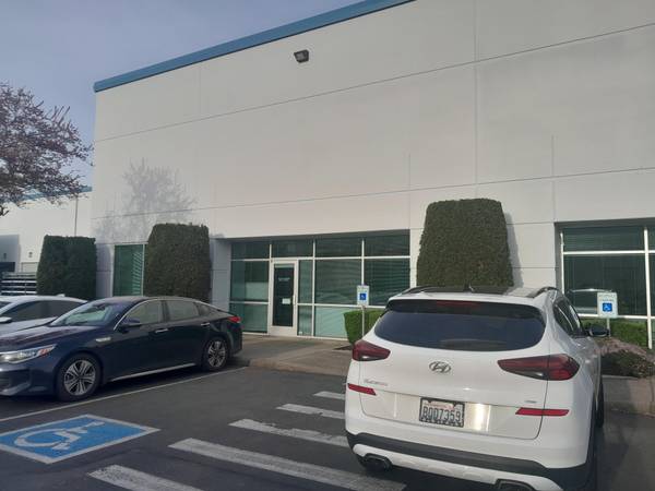 $725 / 500ft2 - Warehouse Space - Stage Material for Tacoma/Seattle - #1924 (Auburn)63808036038403122