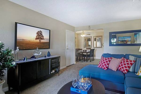 $1,550 / 2br - 1069ft2 - Bring Your Dreams to Life: Ideal Rentals Await! (Las Vegas)63907028101506120