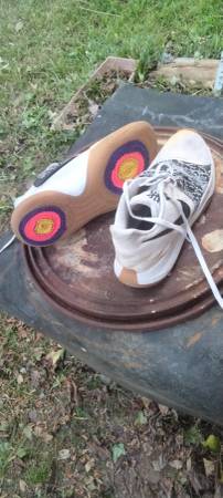 Size 13 athletic shoes 1