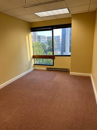$175 / 100ft2 - Espacios de oficina en alquiler para negocios en Canton! (Canton)63621870615683124